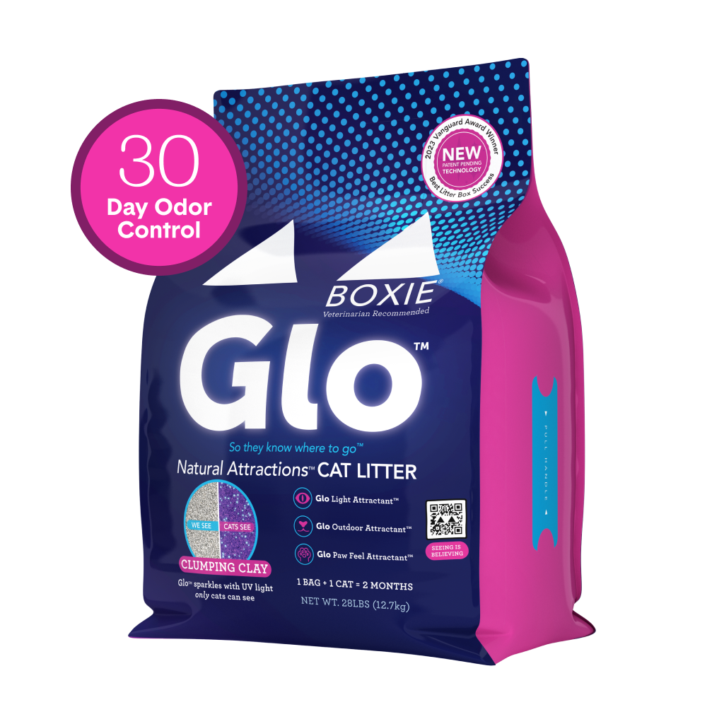 Glo™ Natural Attractions™ Clumping Clay Litter